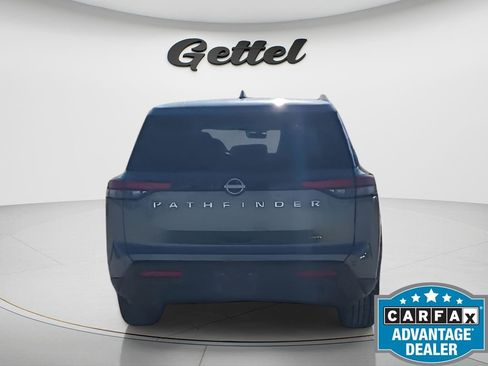Used 2025 Nissan Pathfinder SV image 7