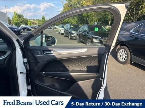 Used 2019 Lincoln MKC Reserve FWD image 21