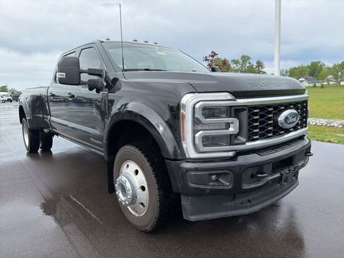 Used 2025 Ford F450 Platinum AWD/4WD image 1