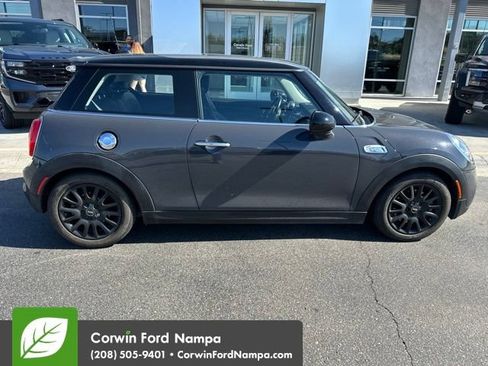 Used 2015 MINI Cooper S FWD image 8