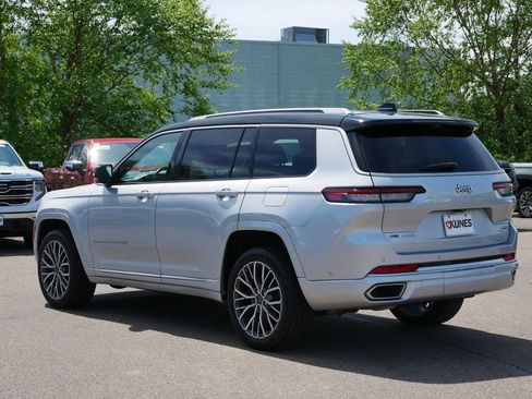 Used 2022 Jeep Grand Cherokee L Summit AWD/4WD image 8