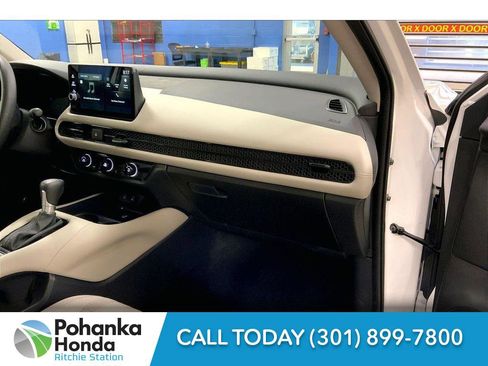 Used 2026 Honda HR-V LX image 17
