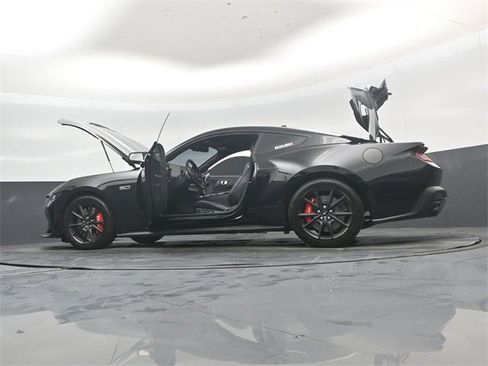 Used 2024 Ford Mustang GT Premium image 58