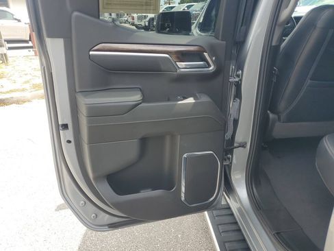 Certified 2024 GMC Sierra 1500 SLE w/ Preferred Package RWD image 13