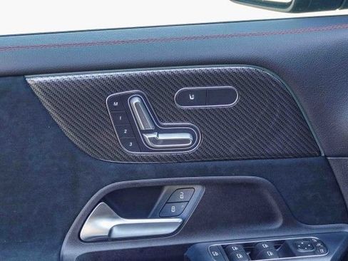 New 2026 Mercedes-Benz GLB 35 AMG 4MATIC image 20