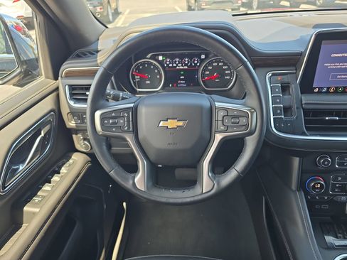 Used 2021 Chevrolet Tahoe Premier AWD/4WD image 10