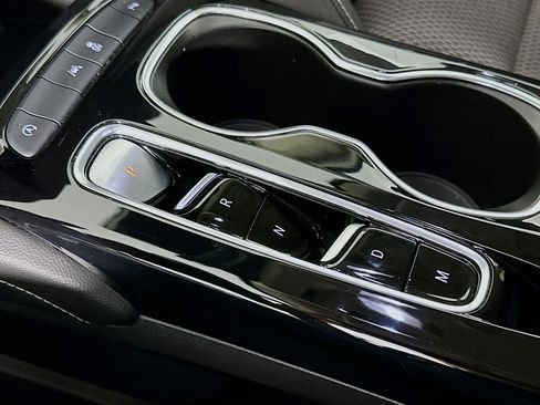 Used 2022 Buick Envision Preferred image 25