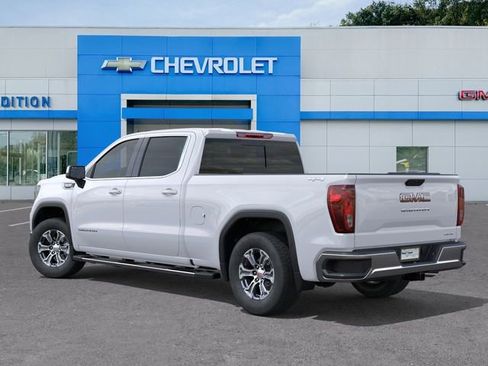 New 2026 GMC Sierra 1500 SLE w/ Preferred Package AWD/4WD image 3