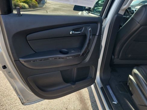 Used 2012 GMC Acadia Denali AWD/4WD image 12