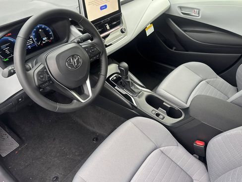 New 2026 Toyota Corolla SE image 12