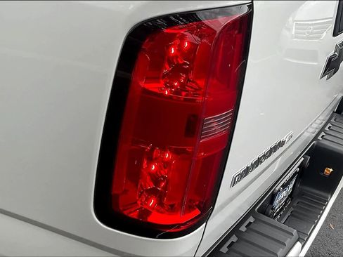 Used 2020 Chevrolet Colorado Z71 image 27