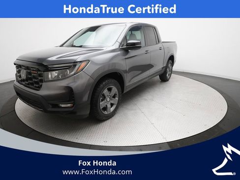 Certified 2025 Honda Ridgeline TrailSport image 1