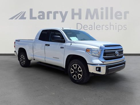 Used 2014 Toyota Tundra SR5 w/ TRD Off Road Package image 7