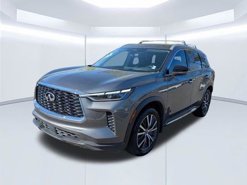 Used 2023 INFINITI QX60 Sensory w/ Vision Package image 8