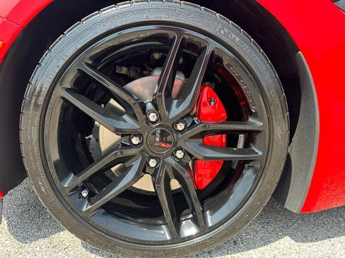 Used 2016 Chevrolet Corvette Stingray Coupe w/ 2LT Preferred Equipment Group RWD image 27
