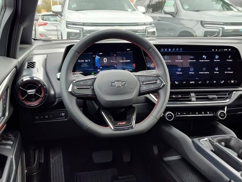 New 2026 Chevrolet Equinox EV RS image 8