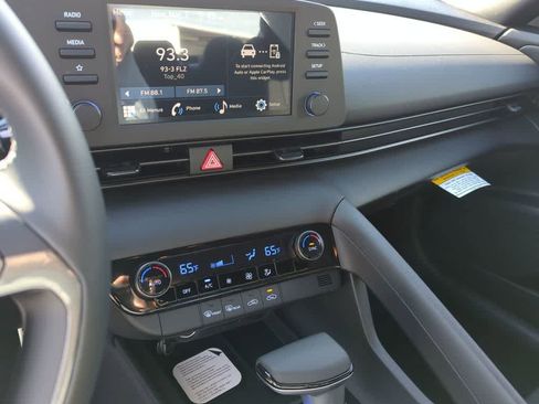 New 2026 Hyundai Elantra Sport FWD image 28