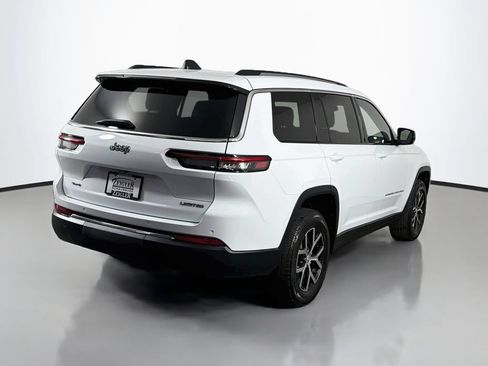 Used 2023 Jeep Grand Cherokee L Limited AWD/4WD image 7
