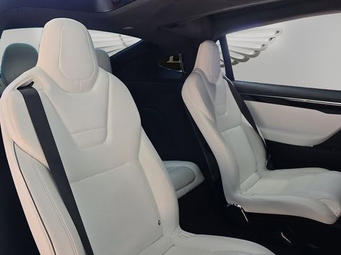 Used 2016 Tesla Model X Performance AWD/4WD image 18