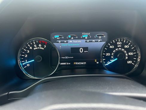 Used 2016 Ford F150 Lariat image 16