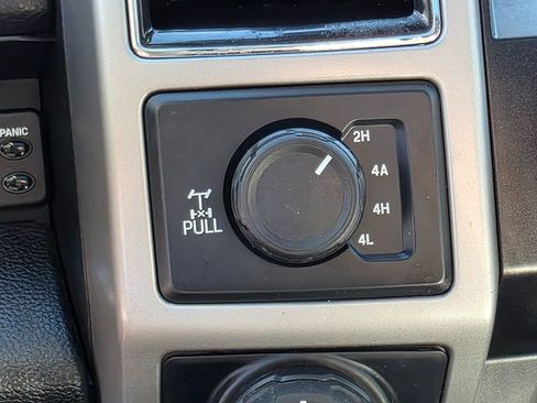 Used 2017 Ford F150 Lariat image 33