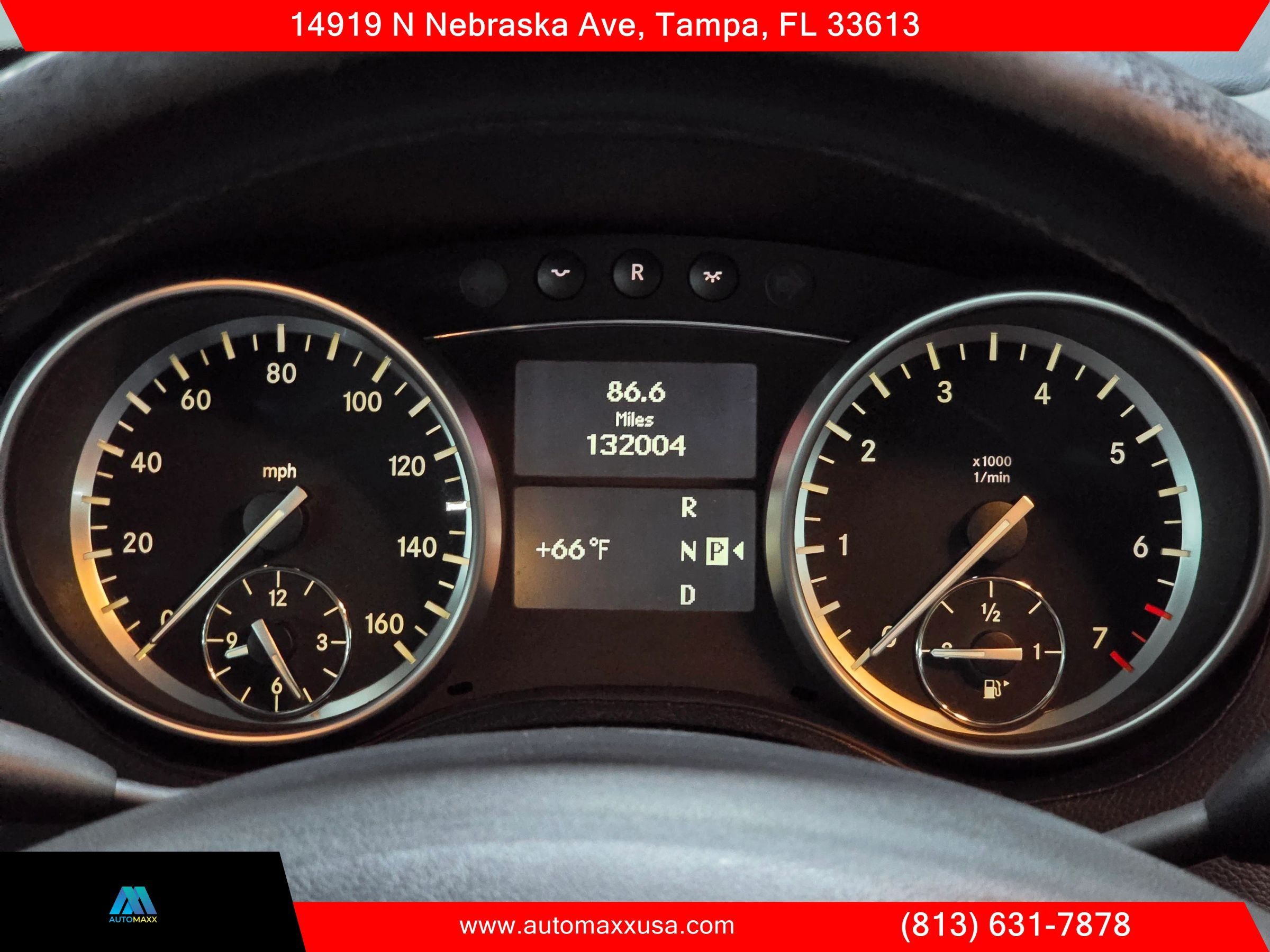 Used 2012 Mercedes-Benz GL 450 4MATIC image 19