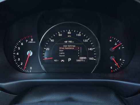 Used 2020 Kia Sorento EX image 10