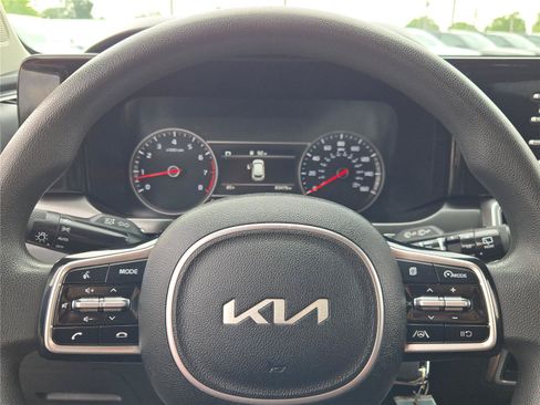 Used 2022 Kia Sorento LX AWD/4WD image 35