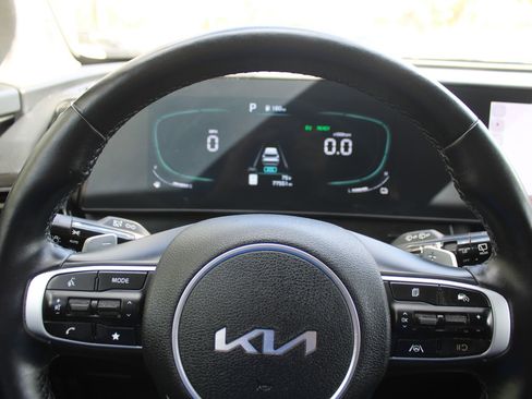 Certified 2023 Kia Sportage EX image 26