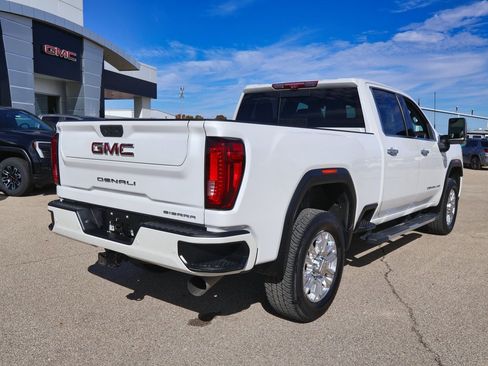 Used 2021 GMC Sierra 3500 Denali w/ Denali Ultimate Package image 3
