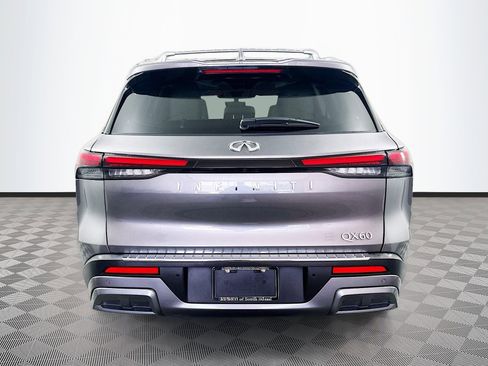 Used 2023 INFINITI QX60 Sensory w/ Vision Package image 5