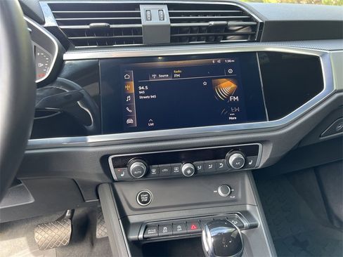 Used 2021 Audi Q3 2.0T Premium w/ Convenience Package image 25