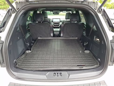 Used 2025 Ford Explorer ST AWD/4WD image 31