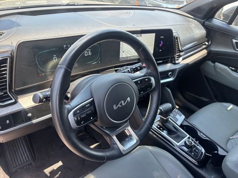 Used 2023 Kia Sportage X-Line w/ X-Line Premium Package AWD/4WD image 4