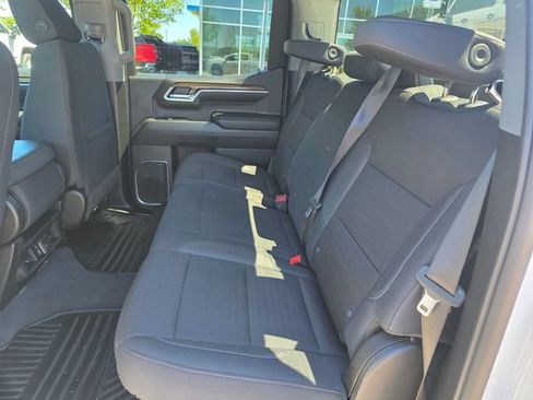 Used 2024 Chevrolet Silverado 1500 LT AWD/4WD image 18