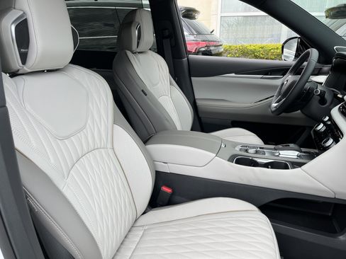 New 2026 INFINITI QX60 Autograph image 22