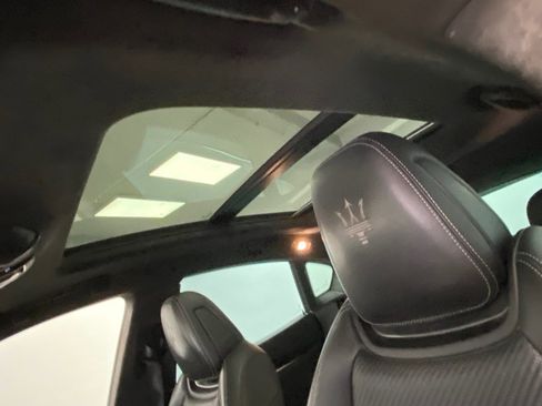 Used 2022 Maserati Levante Modena image 21