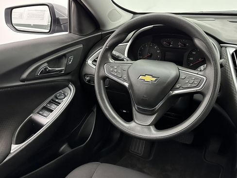 Used 2024 Chevrolet Malibu LT image 18