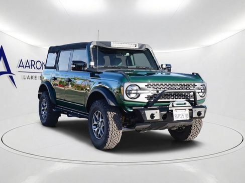 Used 2023 Ford Bronco Badlands AWD/4WD image 3