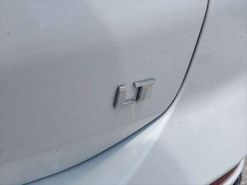 Used 2020 Chevrolet Equinox LT FWD image 9
