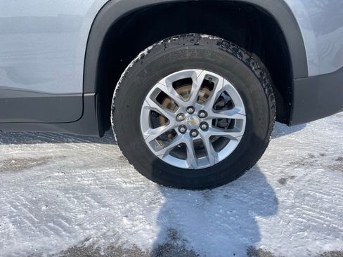 Used 2021 Chevrolet Traverse LT image 10