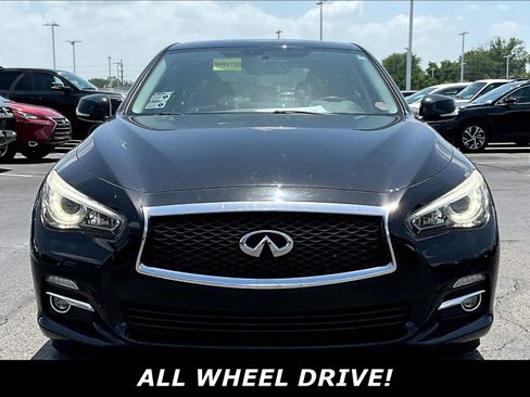 Used 2017 INFINITI Q50 Signature Edition w/ Cargo Package (L95) AWD/4WD image 2