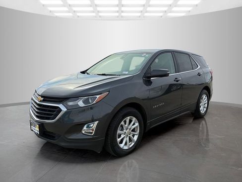Used 2019 Chevrolet Equinox LT w/ Driver Convenience Package image 8