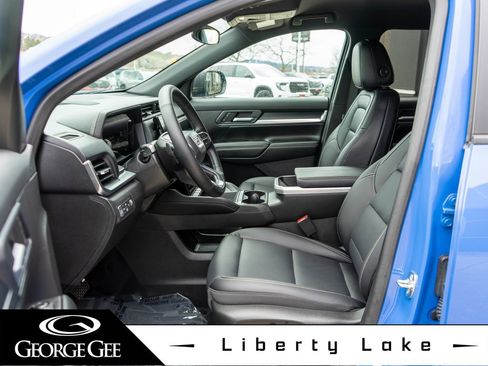 Used 2026 GMC Terrain Elevation w/ Elevation Premium Package AWD/4WD image 11