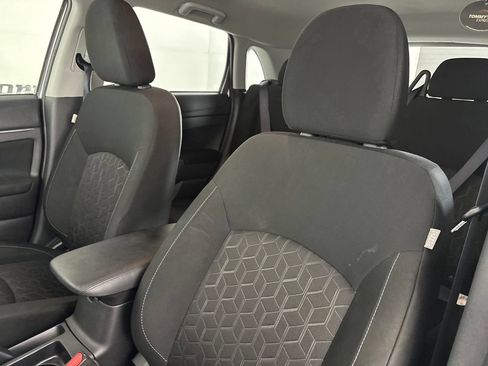 Used 2025 Mitsubishi Outlander Sport ES AWD/4WD image 10