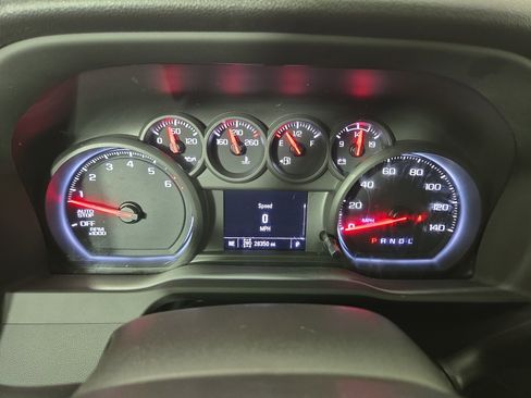 Certified 2022 Chevrolet Silverado 1500 Custom Trail Boss w/ LPO, Dark Essentials Package image 17