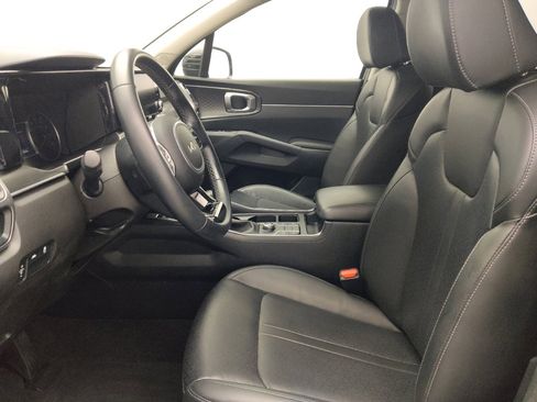 Used 2023 Kia Sorento S FWD image 17