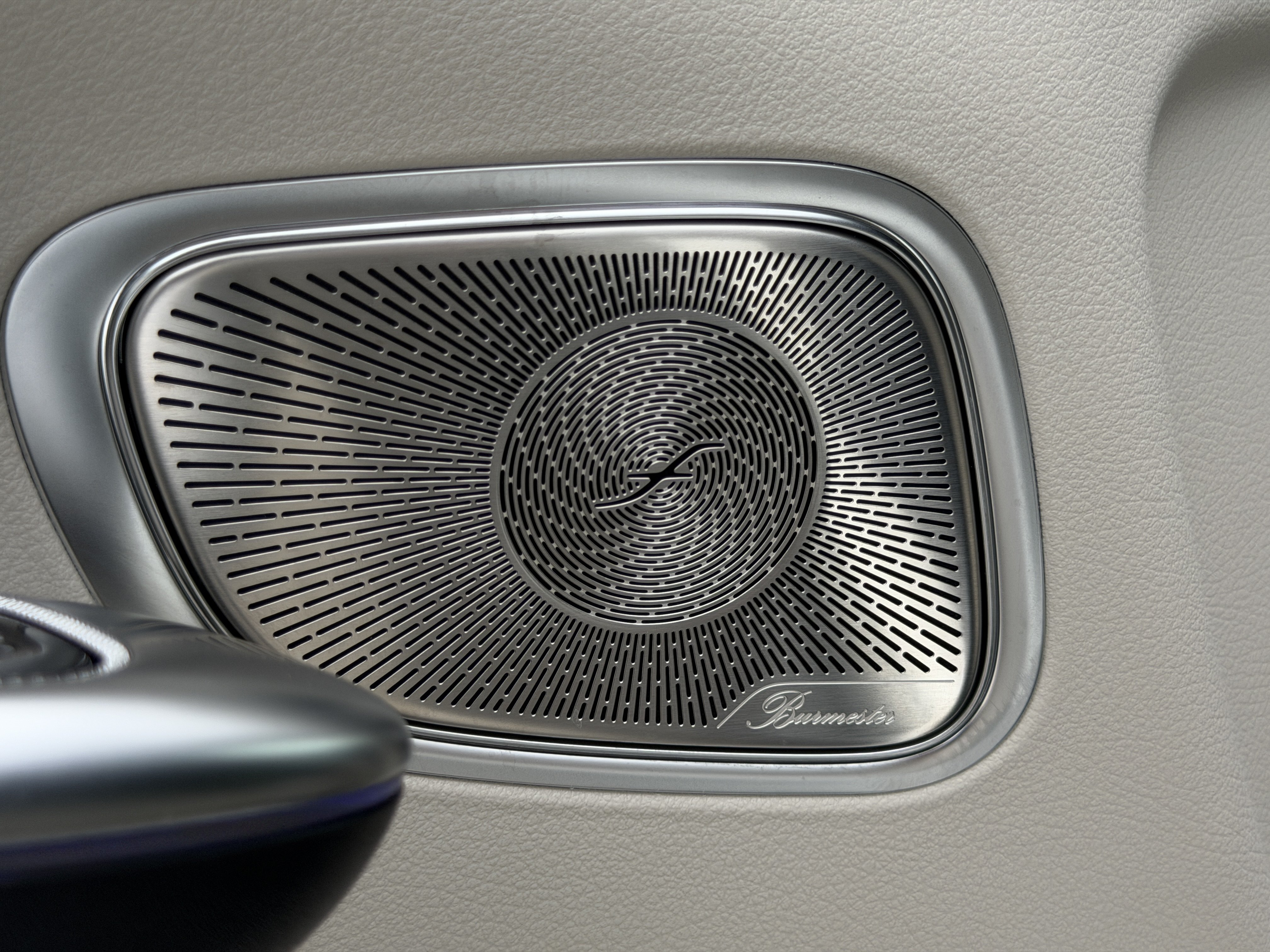 Used 2025 Mercedes-Benz GLC 300 image 21