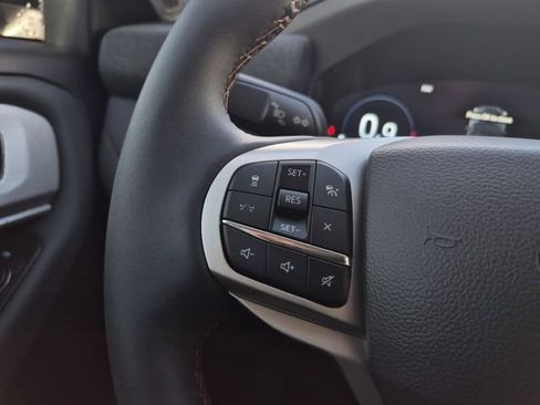 New 2026 Ford Explorer Active RWD image 16