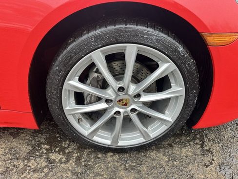 Used 2019 Porsche 718 Cayman Base image 12